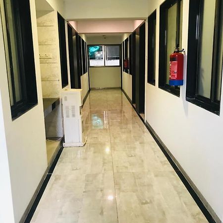 Hooliv 7 Avenues G Block Pune Exterior foto