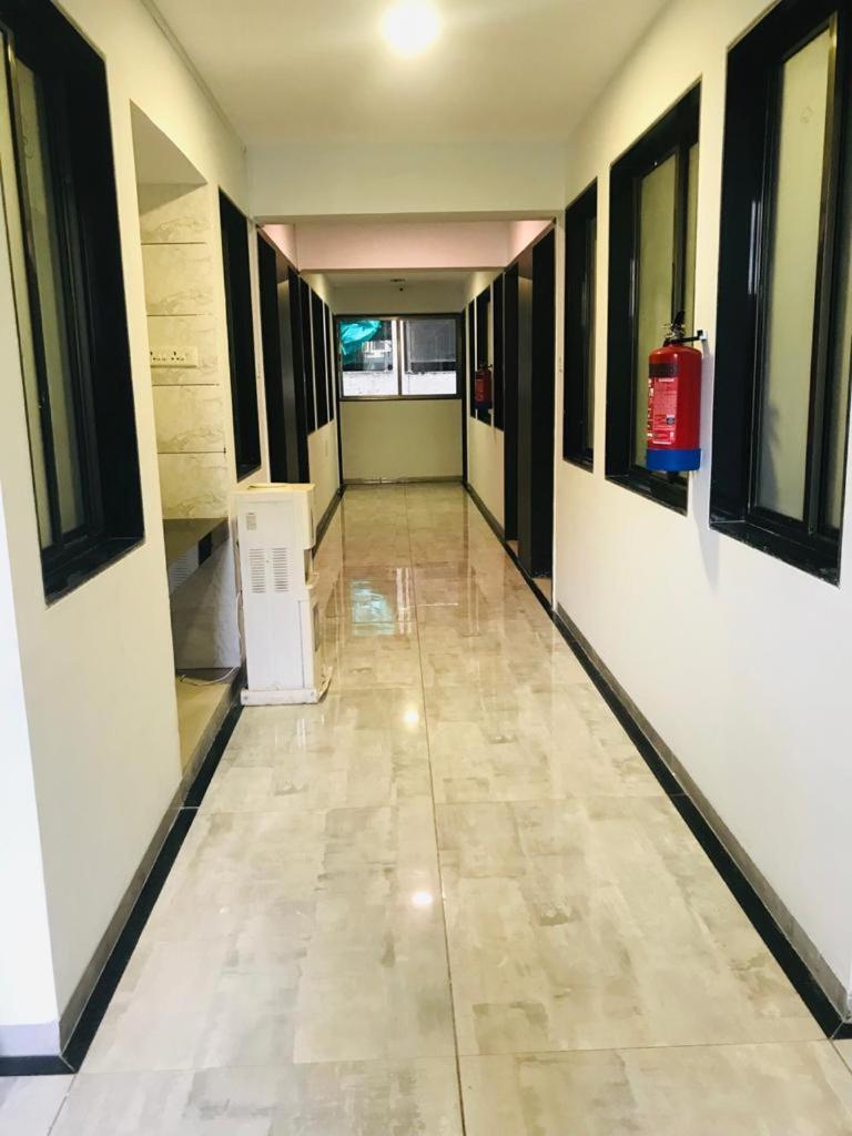 Hooliv 7 Avenues G Block Pune Exterior foto